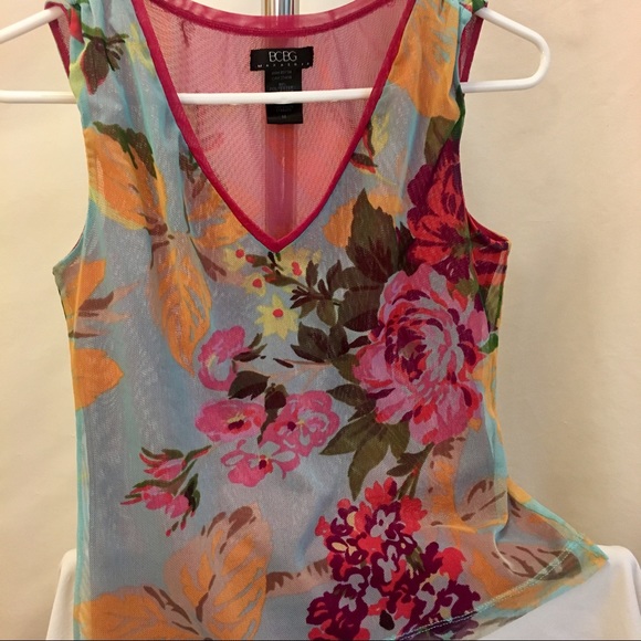 BCBGMaxAzria Tops - BCBG MaxAzria Sleeveless Blouse